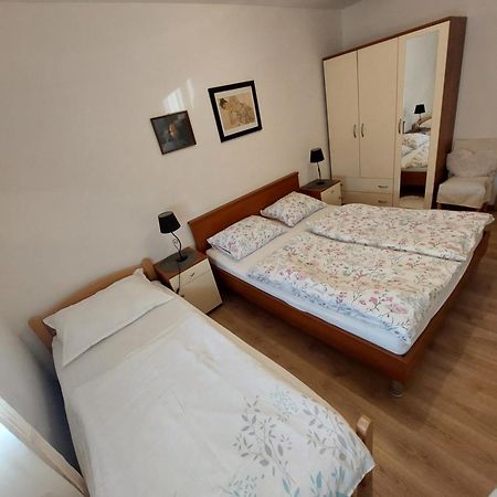 Apartment Ivanely Zara Esterno foto