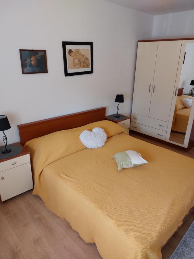 Apartment Ivanely Zara Esterno foto