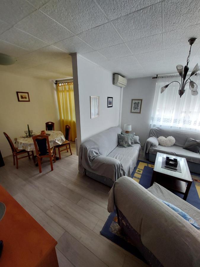 Apartment Ivanely Zara Esterno foto